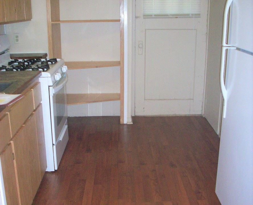 2nd image of 1436 1/2 11th St