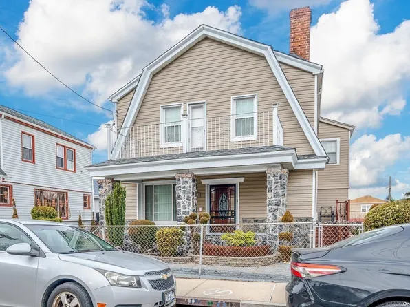 22-40 Edgemere Avenue, Far Rockaway, NY 11691