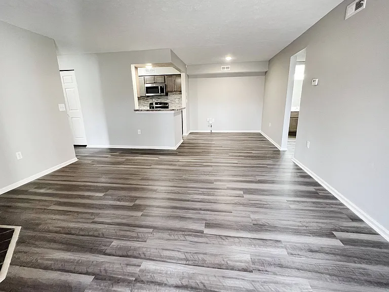 Deercross Apartments — Photo 102
