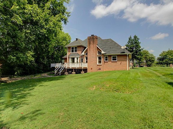 3rd image of 2682 Windwood Ct