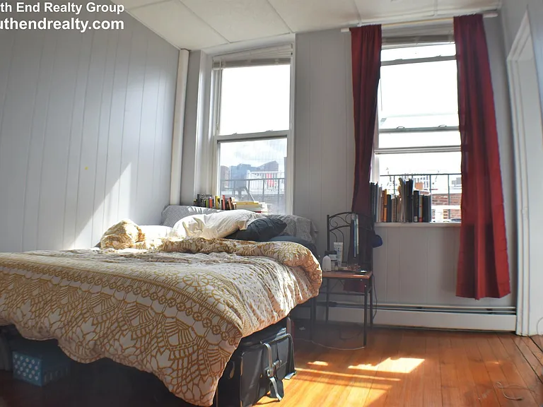 158 Salem St #8 — Photo 8