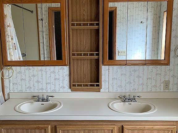 5th image of 1360 Rancho Villa Dr