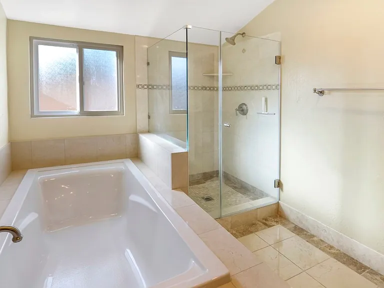 32722 Seven Seas Dr — Photo 32