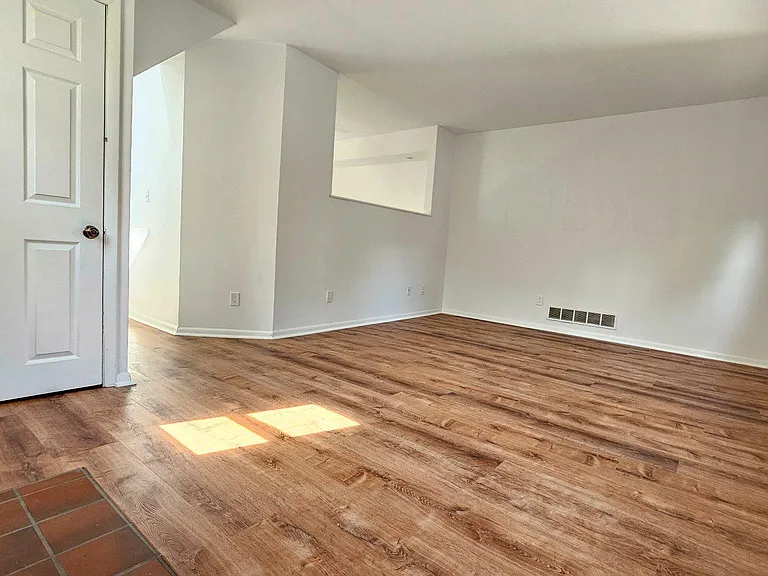 117 Hamlet Dr — Photo 7