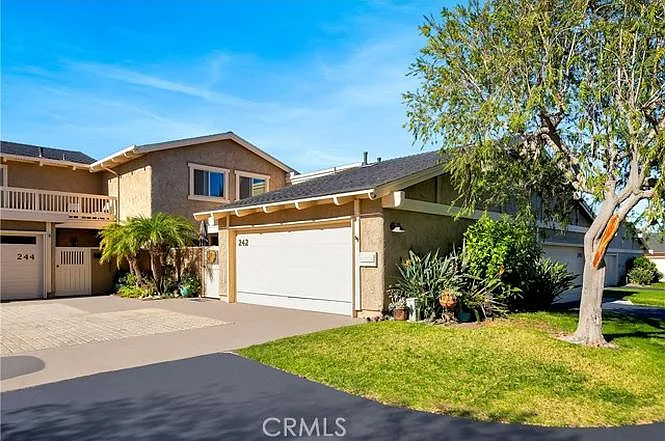 242 Avenida Baja — Photo 16