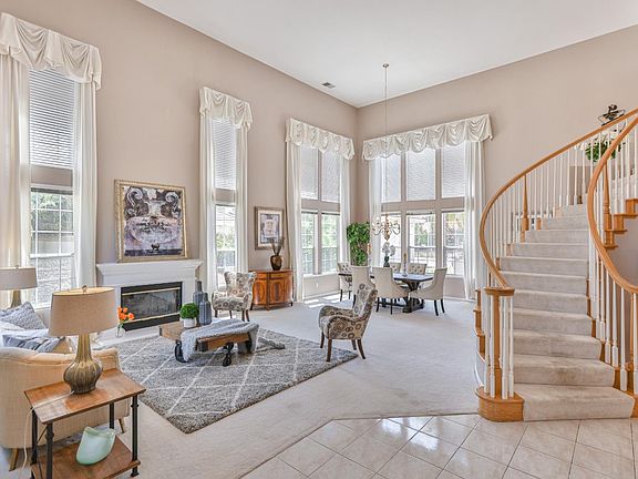 5th image of 2187 Hillstone Dr