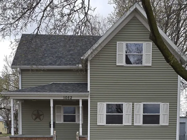 1052 24th Ave, Columbus, NE 68601