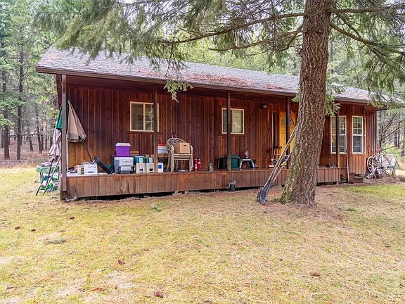2nd image of 681 Hummingbird Ln