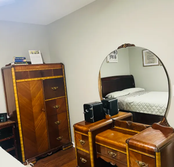 3555 Burkland Dr #VINTAGE STYLE ROOM F — Photo 3