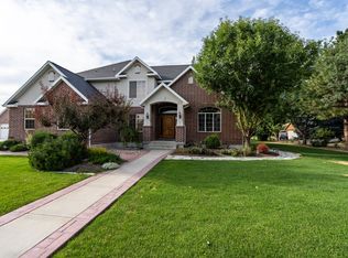 825 E 900 N, Mapleton, UT 84664