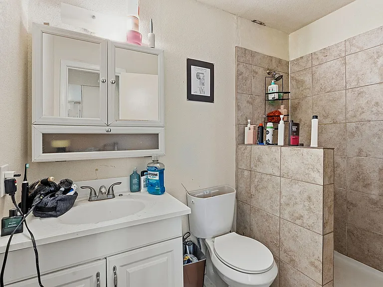 710 E Dean Keeton St #203 — Photo 11