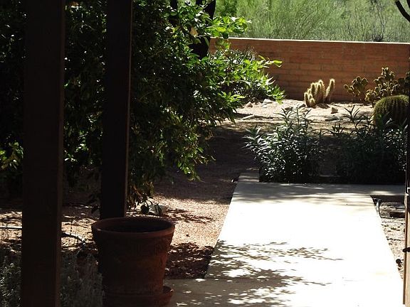3rd image of 4631 N Avenida Ronca