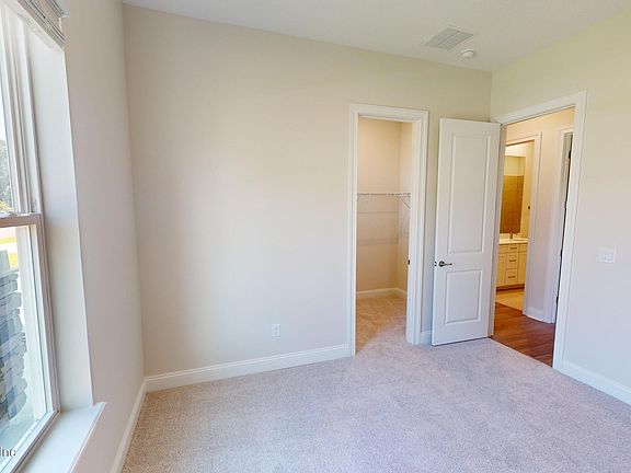 3rd image of 71 PALOMAR Drive