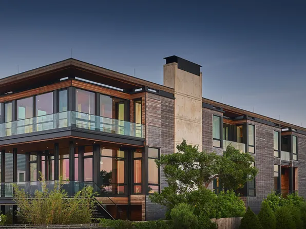 1 Auditorium Circle, Wrightsville Beach, NC 28480