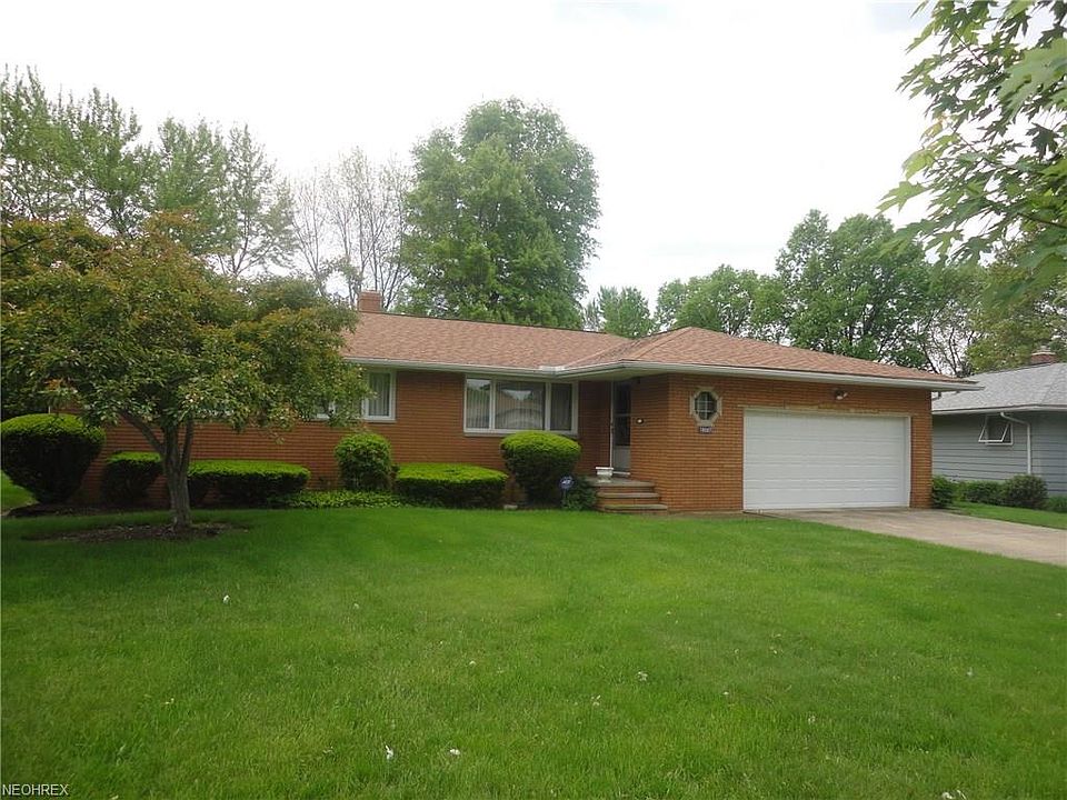 1st image of 16097 Ramona Dr