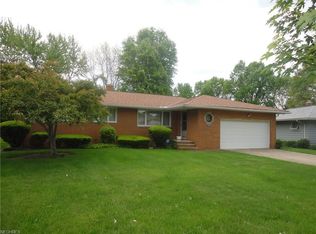 16097 Ramona Dr, Middleburg Heights, OH 44130