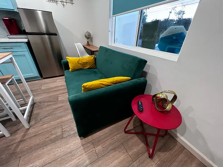 Lemon Ave — Photo 9