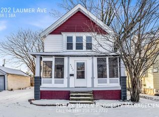 8202 Laumer Ave, Cleveland, OH 44105