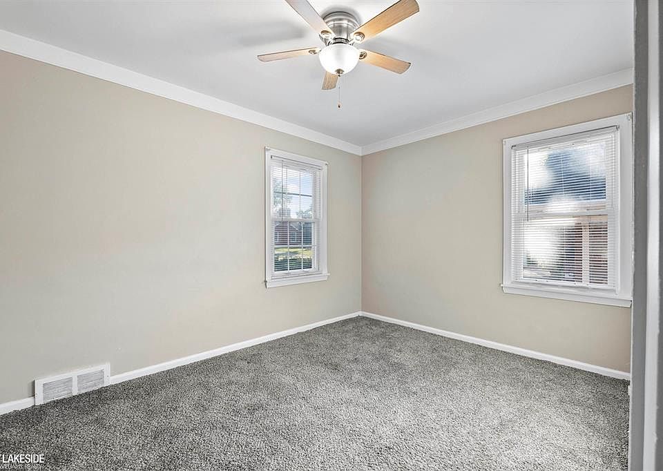 8105 Mckinley St, photo 13