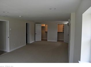 163 Pease Rd, Woodbridge, CT 06525