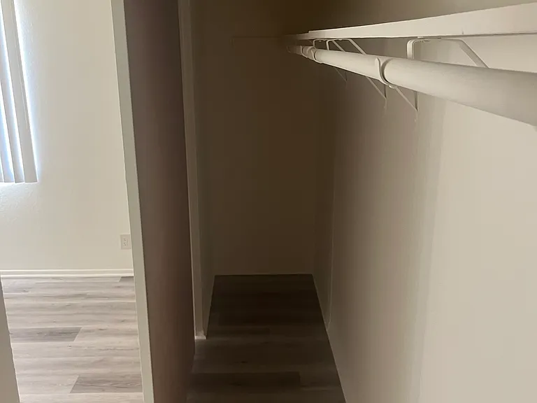 Cordary Apartments — Photo 18
