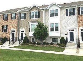 10107 Indigo Dr, Eden Prairie, MN 55347