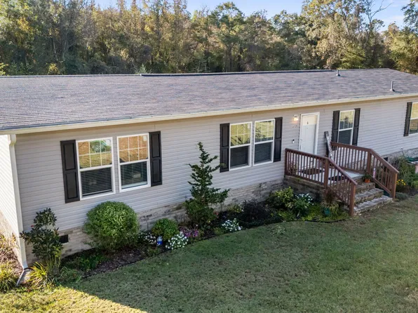 3729 Bryan Hardy Road, La Grange, NC 28551