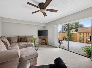 196 Charter Way, West Palm Beach, FL 33407
