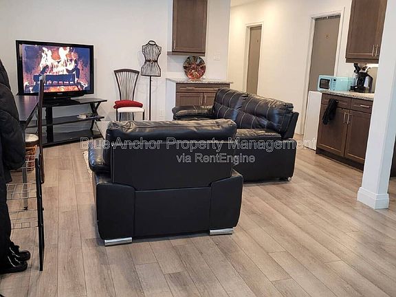 3rd image of 549 Sidney St #5