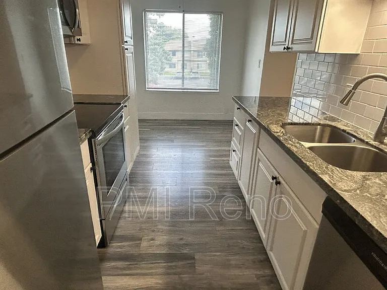 3920 Clear Acre Ln #94 — Photo 6