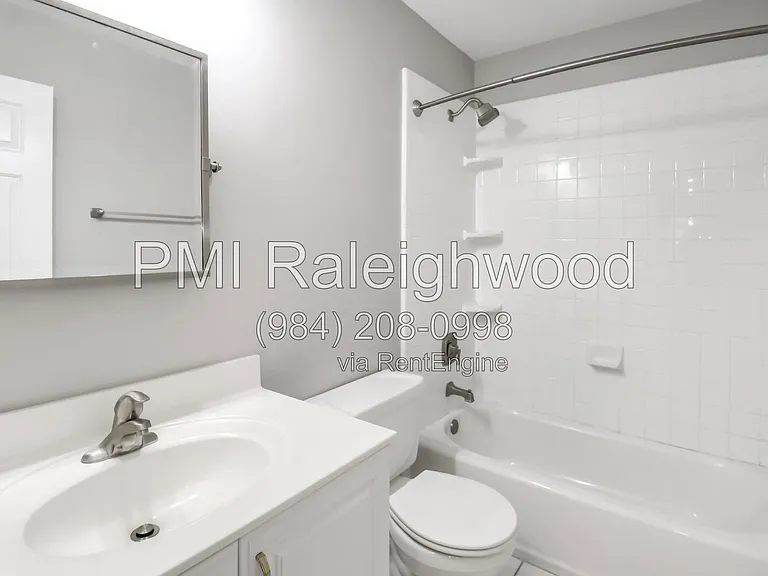 301 Perry Creek Dr — Photo 16