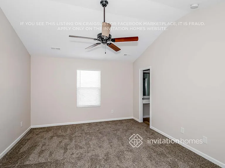 2240 Latimer Ln — Photo 12