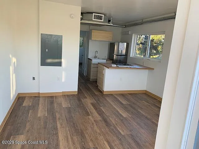 2421 Stone St #206 — Photo 5
