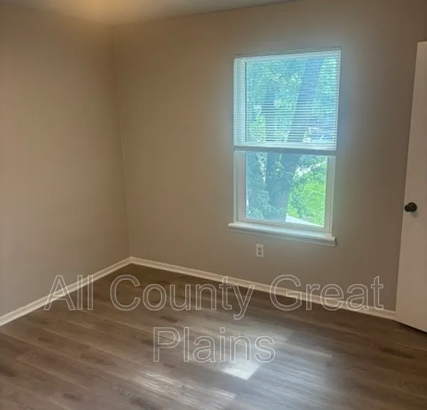 609 S Lakehurst Dr #B — Photo 6