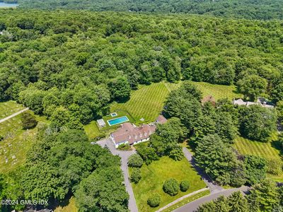 52 Crown Ln, Greenwich, CT, 06831