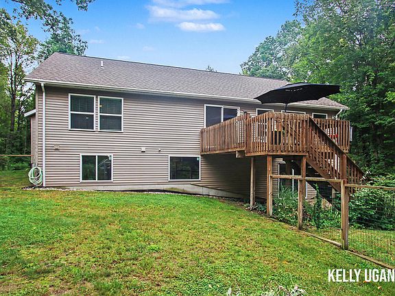 3rd image of 5445 Stringer Rd