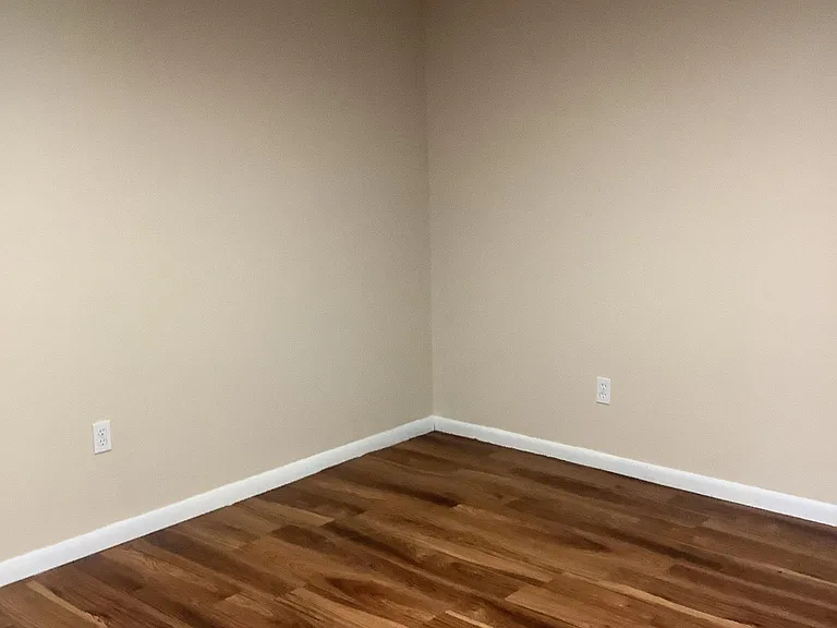 Down stairs bedroom