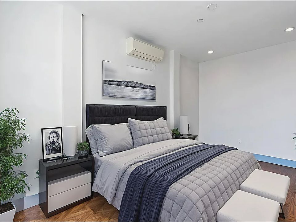 1st image of 1053 New York Ave #4L