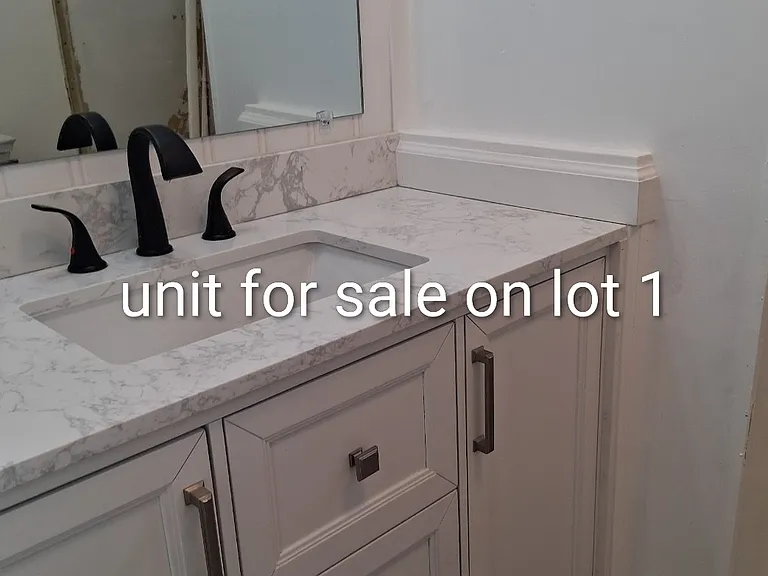 587 Wildrose Ln #1 — Photo 2