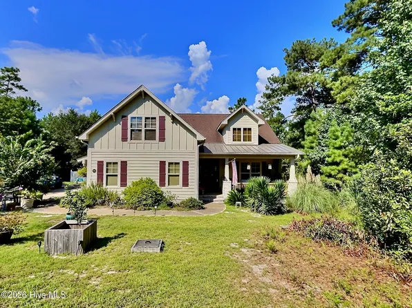 520 Laurinburg Road, Southport, NC 28461