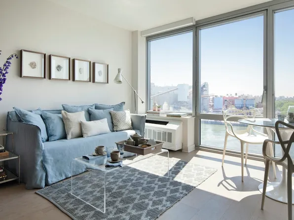 480 Main St APT 15H, New York, NY 10044
