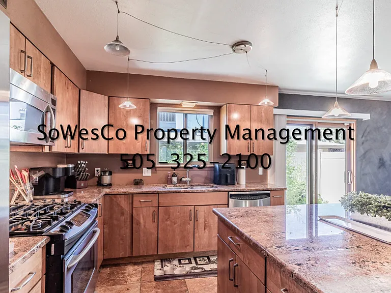 3008 N Sunset Ave — Photo 8