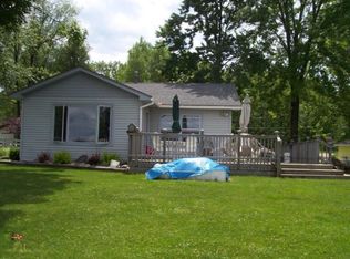 9110 Virginia Dr, Mecosta, MI 49332