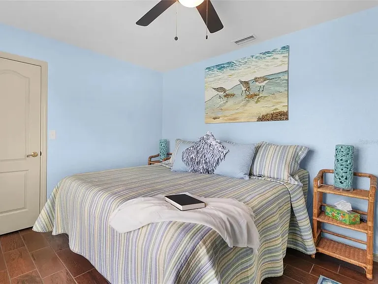 24 Clubhouse Ct — Photo 19