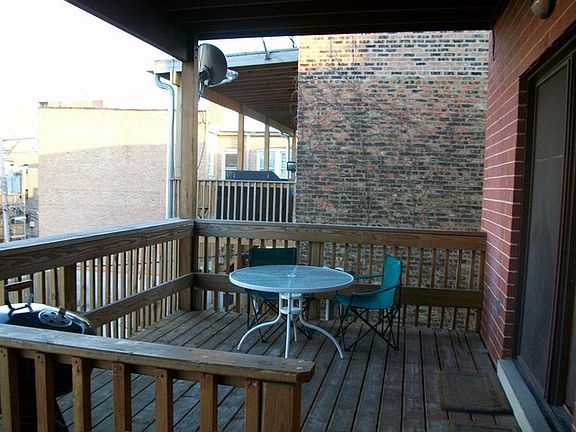 3rd image of 4103 N Kenmore Ave #3S