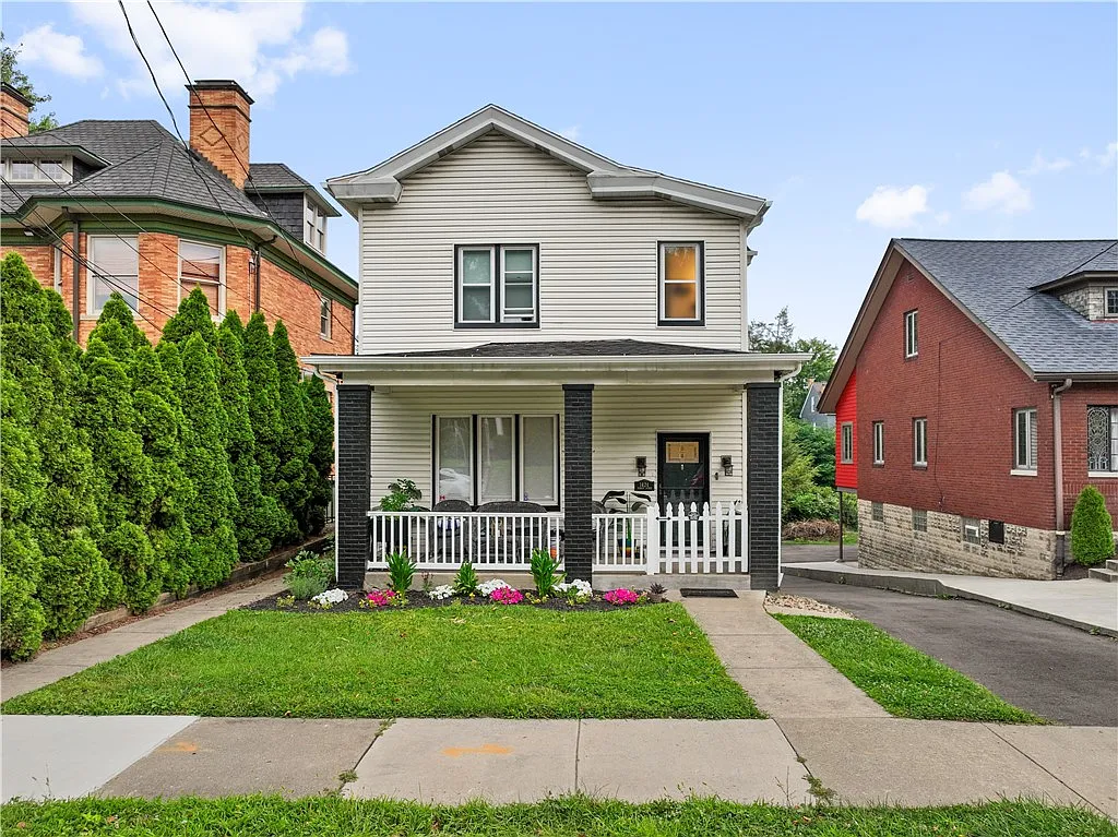 1424 Termon Ave photo 1