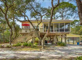 40 Riverview Rd, Panacea, FL 32346