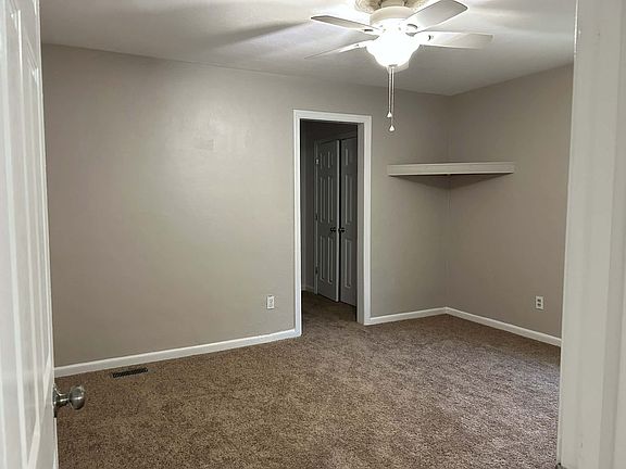 4th image of 9 Corbin Dr