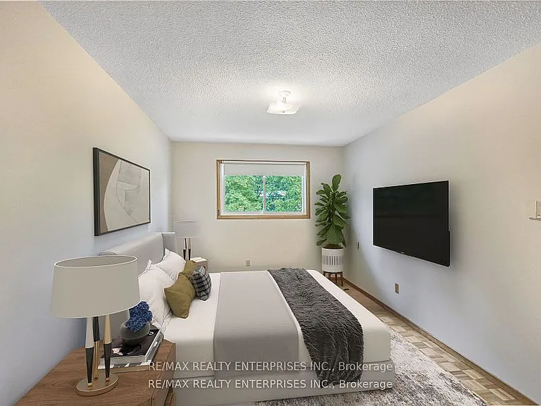 100 Antigua Rd — Photo 36