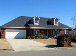 105 Elizabeth Dr, Byron, GA 31008